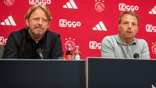 'Alles is nog vloeibaar bij Ajax'