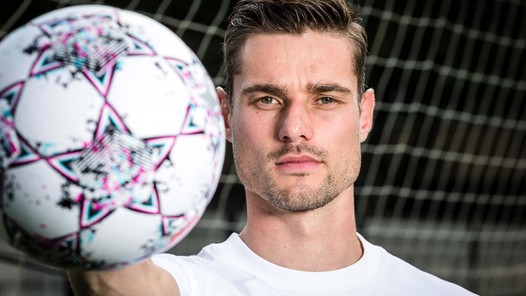 Joshua Smits hunkert naar Eredivisie-debuut: 'Het knaagt een beetje aan me'