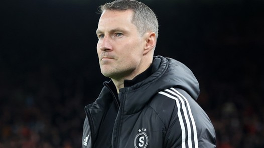 Waarom het even duurde voordat Priske bij Feyenoord werd gepresenteerd