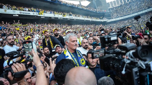 Een bad vol passie voor Mourinho: klaar om het Turkse voetbal op te schudden