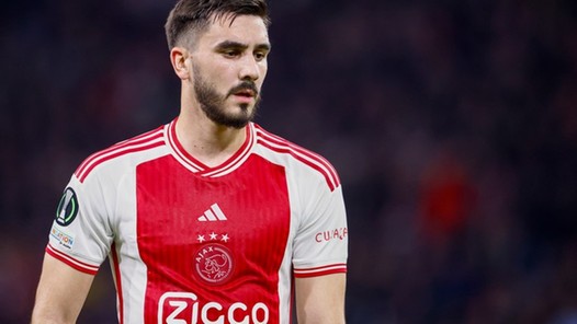 Ajax worstelt met situatie-Sutalo