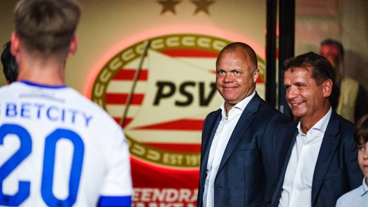 Het transferspel van Earnest Stewart: pokeren bij PSV