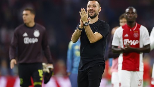 Farioli moet puzzelen op de Ajax-flanken: 'Eigenlijk is het te weinig'