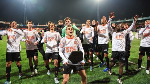 Volendam de periode, Excelsior de koppositie: de twee favorieten voor promotie?
