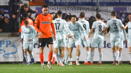 Dapper Katwijk komt goal te kort: Twente met hakken over de sloot door