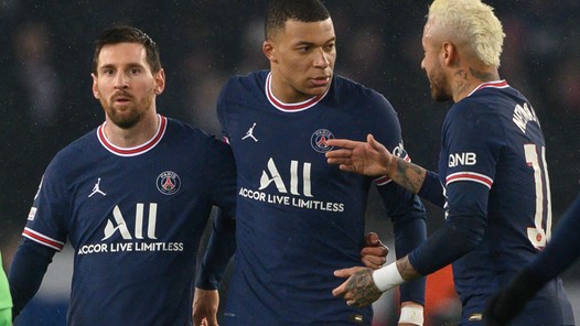 Neymar blikt terug op vertrek bij Barça en relatie met Mbappé: 'Hij werd jaloers'