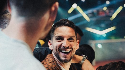 De knotsgekke competitie van Mertens en Vertonghen