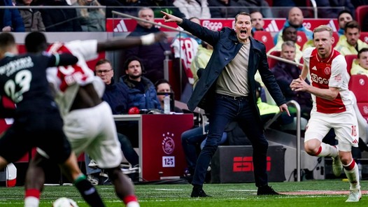'Bij Feyenoord zal het voor altijd op en af blijven gaan'