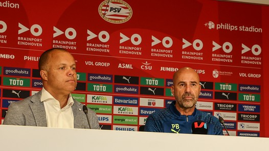 Earnest Stewart zadelt Peter Bosz met probleem op