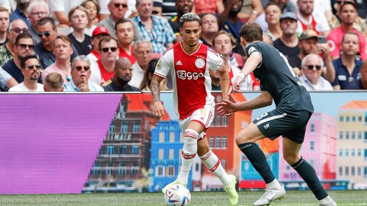 Arbitragecommissie: 'Ajax legde Antony bovenmatige boetes op'