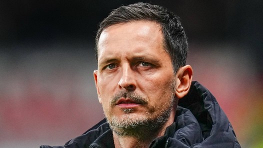 Eintracht glijdt hard uit vlak voor ontmoeting met Ajax: 'Extreem frustrerend'