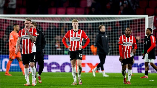 Vertrekwensen en acht aflopende contracten: onrust en leegloop bedreigen PSV