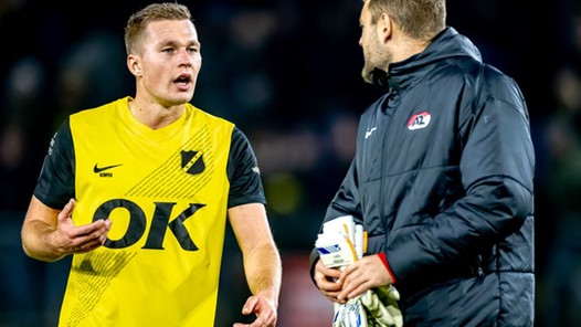 Kemper leeft mee met AZ: 'Maar ik neem donderdag een krabpaal mee'