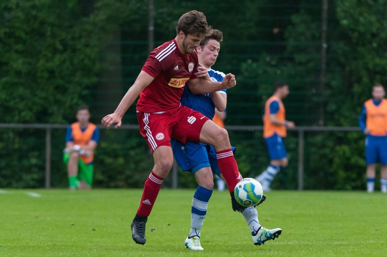 Hendrik Weydandt in 2016 in actie voor 1. FC Germania Egestorf/Langreder.
