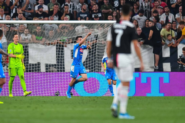 Hirving Lozano na zijn goal tegen Juventus.