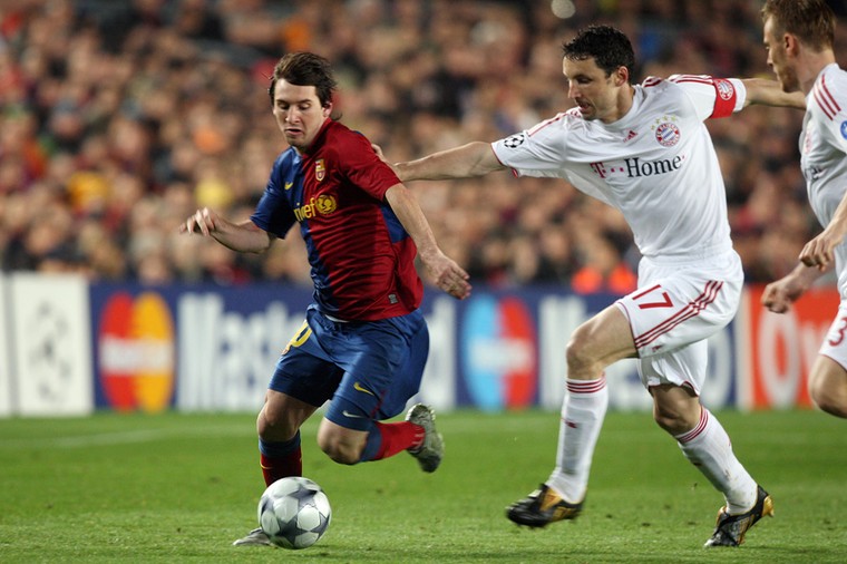 Lionel Messi maakte in april 2009 op 21-jarige leeftijd zijn vijftiende Champions League-goal in de kwartfinale tegen Bayern München (4-0). Ruim tien jaar later kan Kylian Mbappé de Argentijn onttronen als jongste speler met vijftien CL-goals.