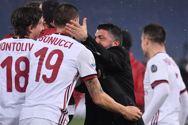 Riccardo Montolivo (links) in betere tijden met de inmiddels ontslagen Milan-trainer Gennaro Gattuso.