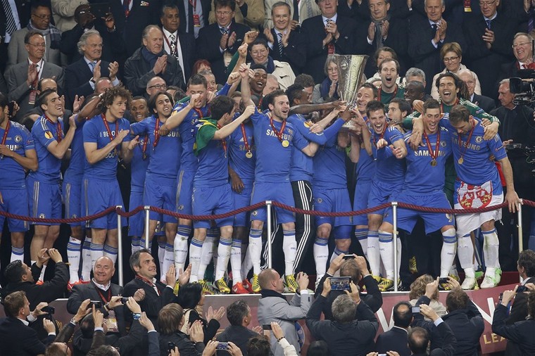 Chelsea won in het seizoen 2012/13 uiteindelijk de Europa League na de dramatische uitschakeling in de groepsfase van de Champions League.