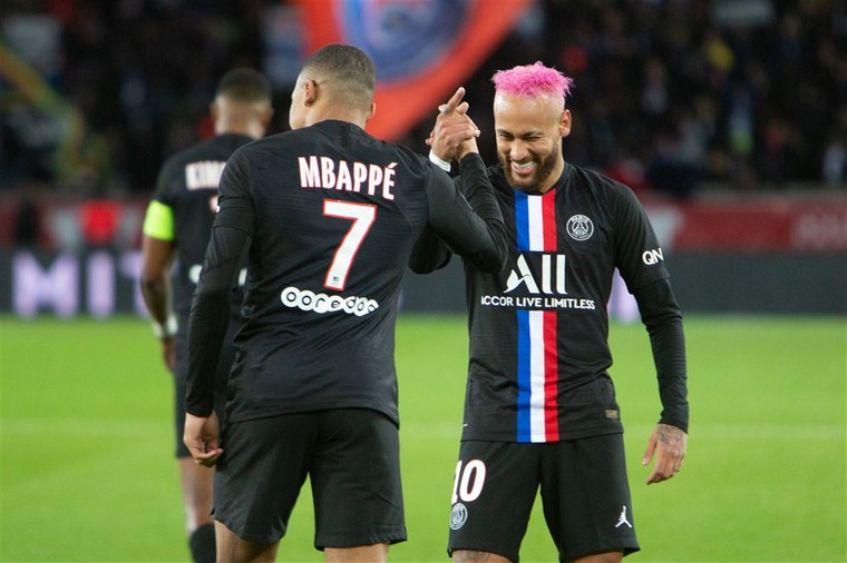 Neymar werd in tegenstelling tot Kylian Mbappé niet gewisseld tegen Montpellier. 