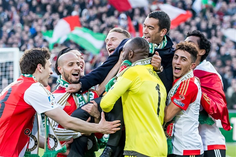 Correlaat Stuwkracht Plaatsen Feyenoord - FC Utrecht: begin van Gio-successen, saillante rol Kuijt -  Voetbal International