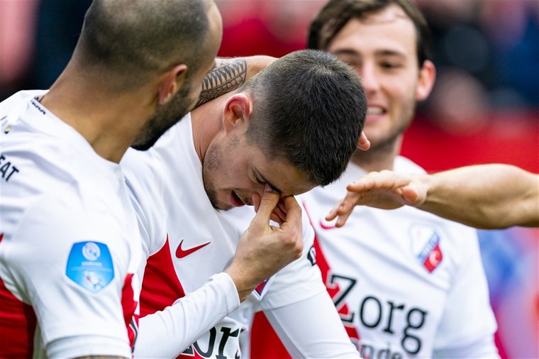 Adrián Dalmau kwam dit seizoen door blessures en fysieke problemen pas zes keer in actie voor FC Utrecht. Dat hij in zijn zevende wedstrijd scoorde, zorgde voor emoties bij de Spanjaard.