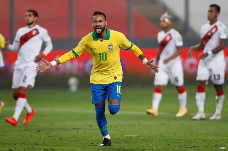 Neymar was drie keer trefzeker tegen Peru