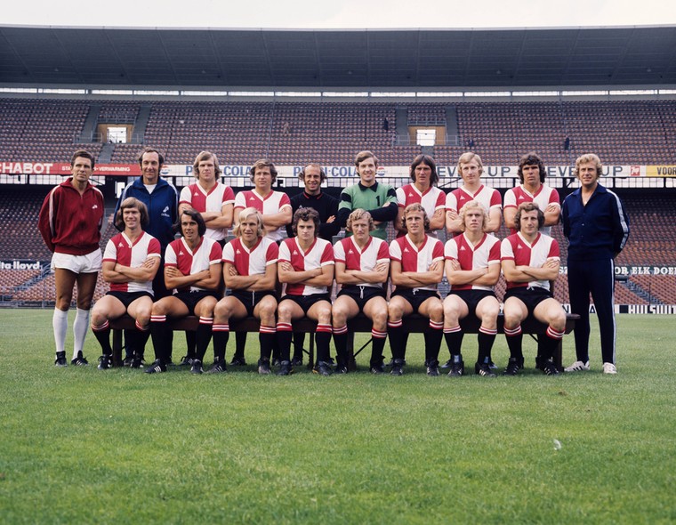 Jansen speelt in een uitermate succesvolle periode bij Feyenoord. In totaal wint hij in vijftien jaar drie landstitels, een KNVB-beker, de Europa Cup I, de Wereldbeker en in 1974 de UEFA Cup. Deze foto is uit dat laatste seizoen.
