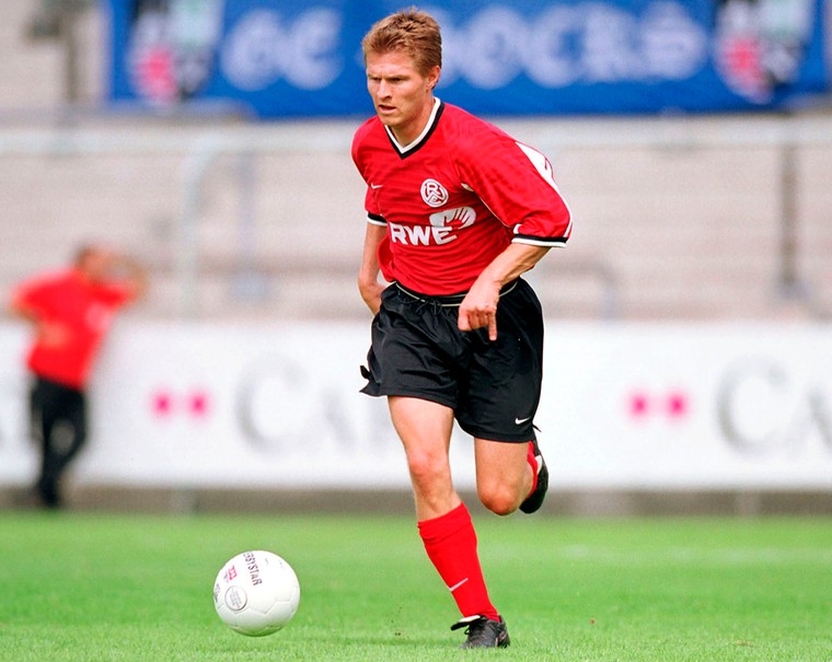 Frank van Eijs in het shirt van Rot-Weiss Essen in 2001. 