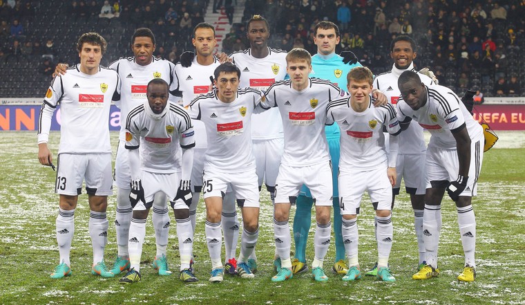 Anzhi Makhachkala in 2012 met onder anderen Lassana Diarra, Samuel Eto&#039;o en Christopher Samba.