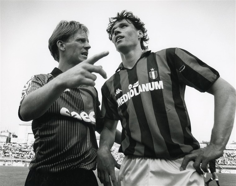 Met negentig doelpunten is Marco van Basten de Nederlandse topscorer aller tijden in de Serie A. Clarence Seedorf (396) speelde de meeste duels in Italië.