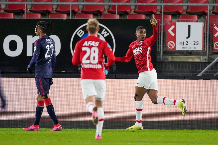 Boadu in 2021, trefzeker voor AZ tegen FC Twente.