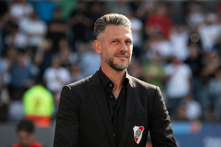 Martin Demichelis als trainer van River Plate.