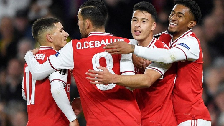 Braziliaans talent schittert voor Arsenal, De Jong ziet concurrent scoren