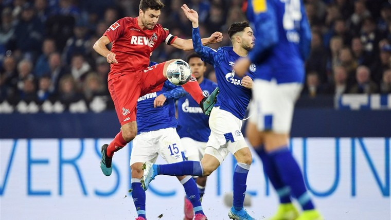 Schalke volgt voorbeeld Bosz door dramatische ontknoping