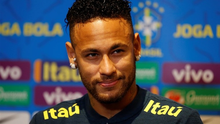 Neymar voor mijlpaal: 'Niet alleen gelukkig bij de nationale ploeg'