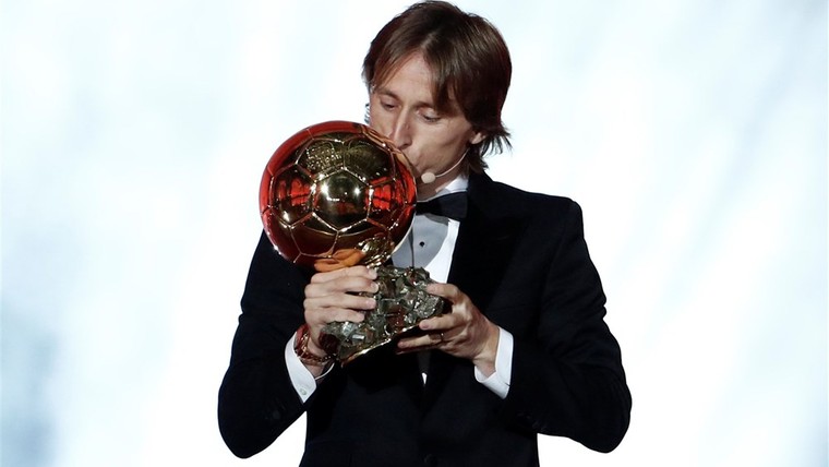 Ballon d'Or-houder Modric nu niet eens bij de beste dertig van de wereld