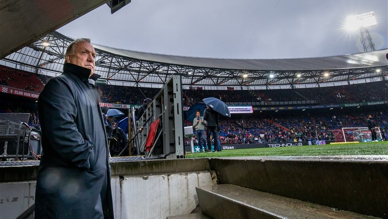 Feyenoord presenteert Advocaat, De Wolf en Pot terug in De Kuip