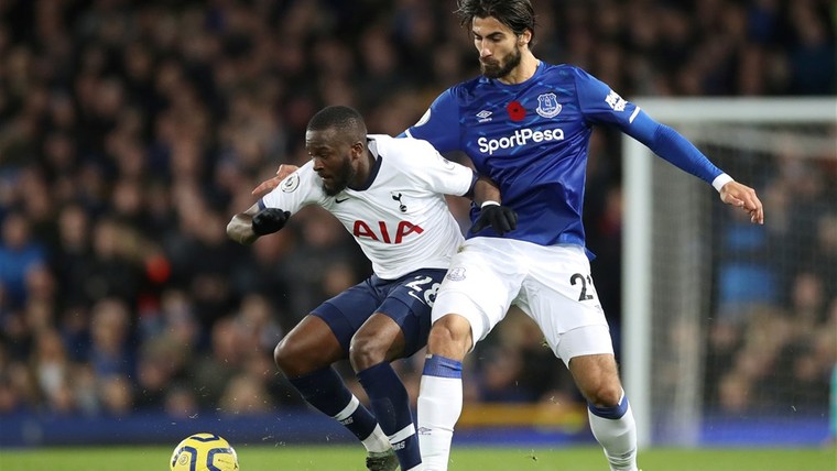 Everton positief over herstel André Gomes na 'extreem succesvolle' operatie