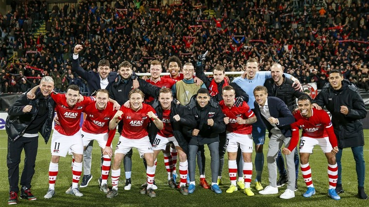 Ajax 'koning overwinteren', AZ naast PSV