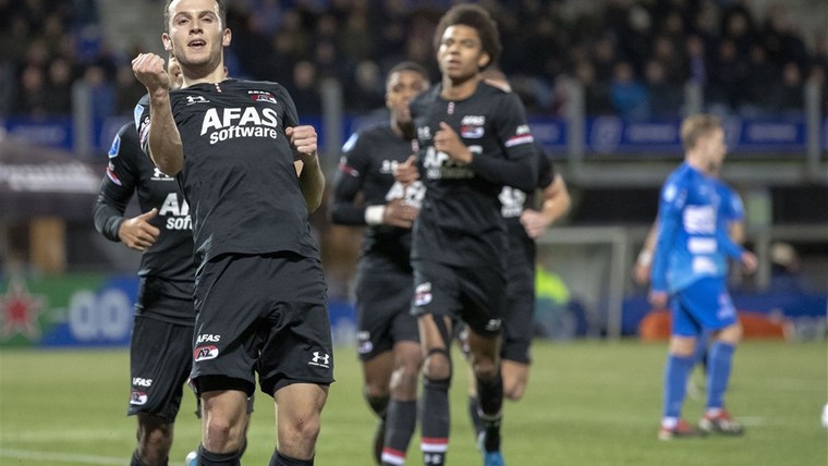 AZ profiteert met grandioze Idrissi maximaal van verlies Ajax