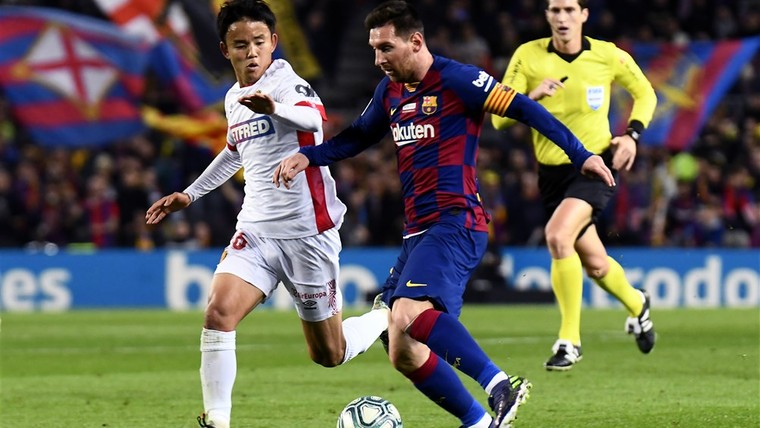 'Japanse Messi' uitgefloten in Camp Nou: 'Ik heb dit verdiend'
