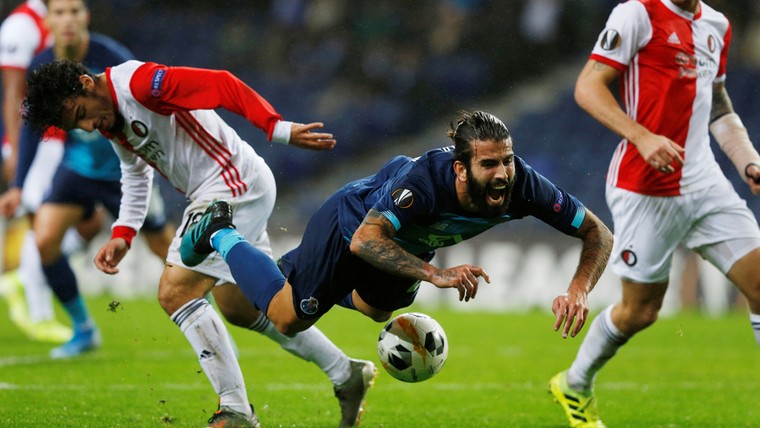 Ayoub voelt zich weer voetballer onder Advocaat: 'Stam keek niet naar me om'