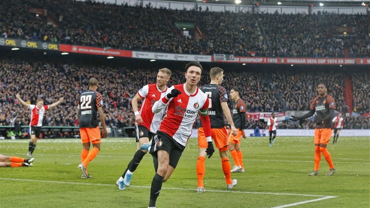 Uitgerekend Berghuis stort PSV en Van Bommel in nóg grotere crisis