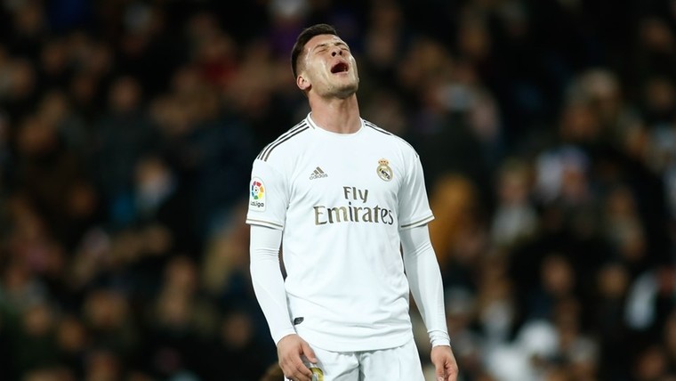 Zidane belooft: 'Jovic is de toekomst van Real Madrid'