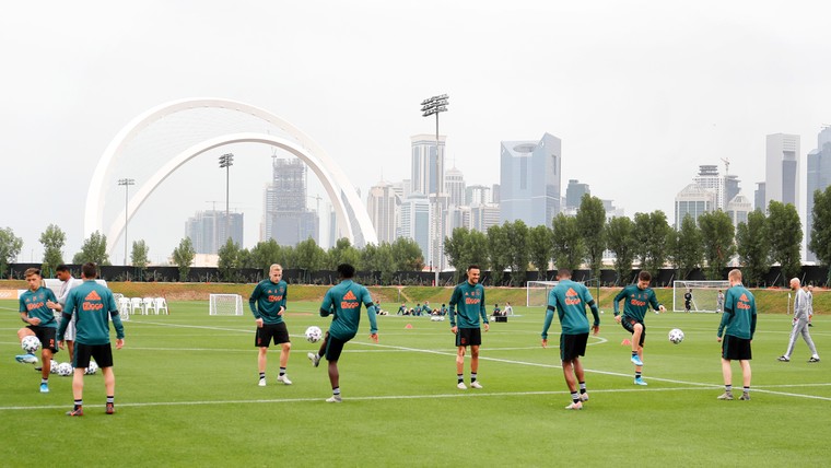 De woelige week in Qatar: zo werkte Ajax naar de tweede seizoenshelft toe