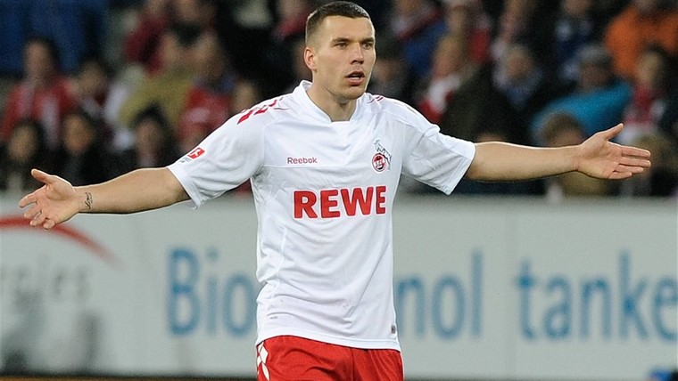 1. FC Köln stelt 'troostprijs' veilig bij vastleggen Podolski