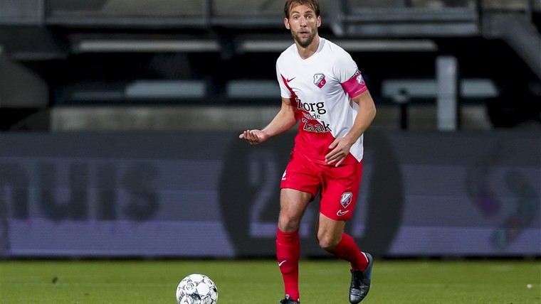 Zware knieblessure captain Janssen: FC Utrecht gaat de markt op