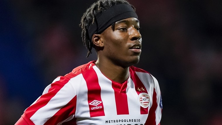 Groot talent Madueke wijst Jong PSV de weg tegen Excelsior