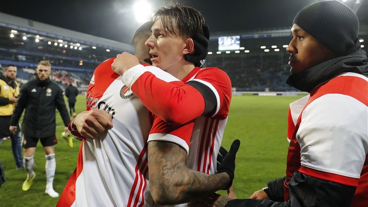 Berghuis trots na indrukwekkend eerbetoon: 'Dit is Feyenoord'