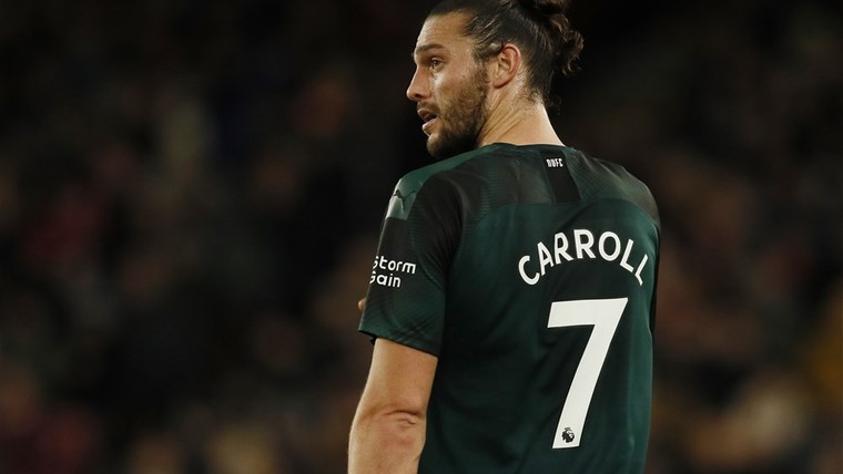 Carroll zet toekomst ongewild op het spel met volley tijdens training